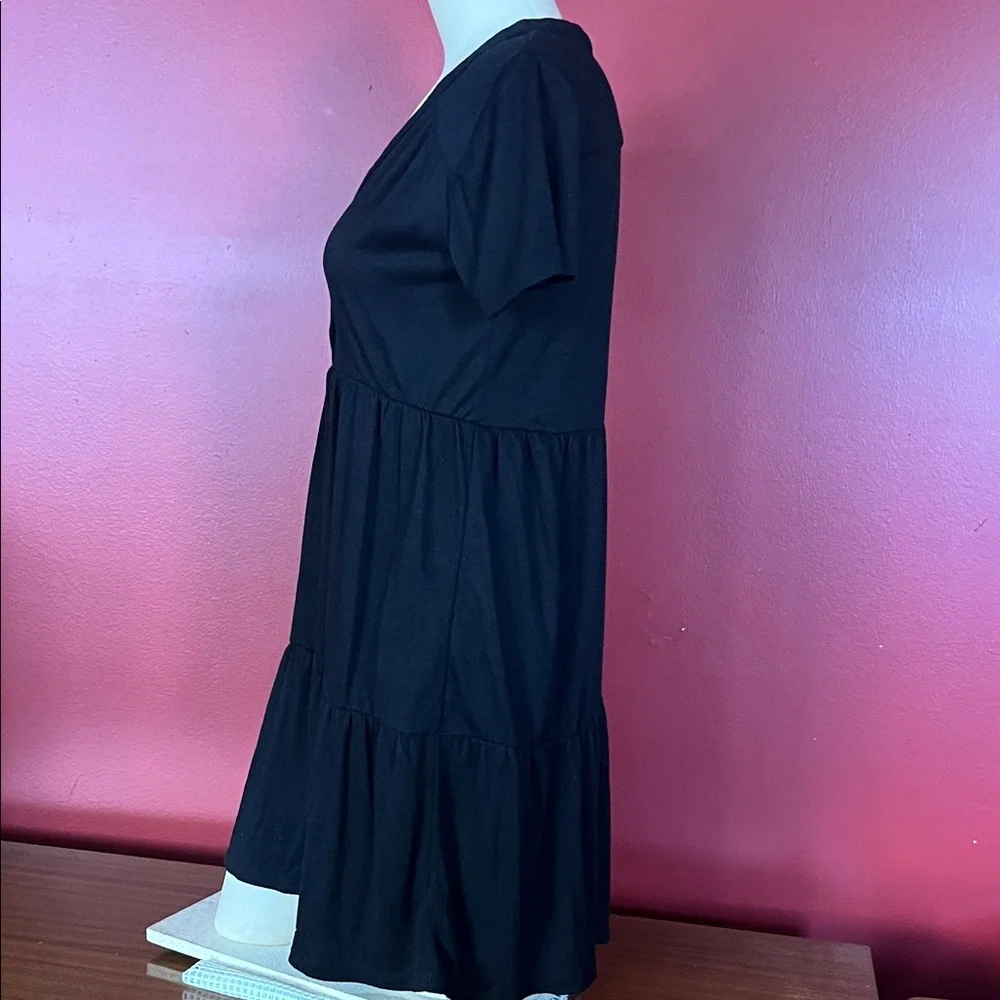 Knox Rose Black V-Neck Dress - Picture 7 of 13